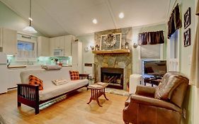 Linville River Cottage - Steps Away From The Banks